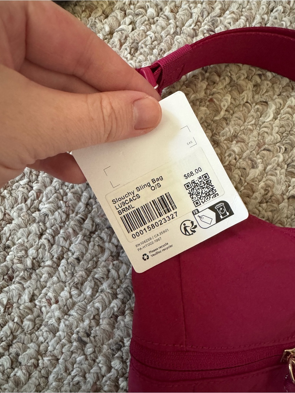 lululemon Sling Bag Raspberry - Picture 3 of 6
